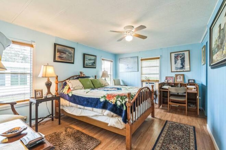 5699 Camelford Dr, Sarasota, Florida 34233, 2 Bedrooms Bedrooms, ,2 BathroomsBathrooms,Mobile/manufactured,For Sale,Camelford Dr,11530314