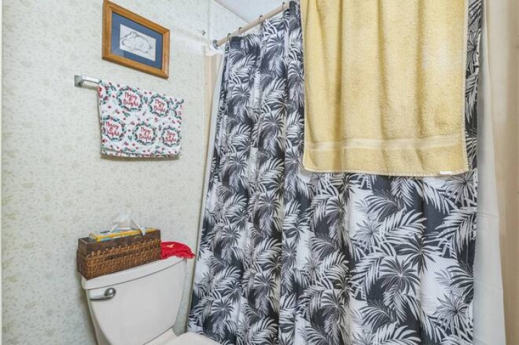5699 Camelford Dr, Sarasota, Florida 34233, 2 Bedrooms Bedrooms, ,2 BathroomsBathrooms,Mobile/manufactured,For Sale,Camelford Dr,11530314
