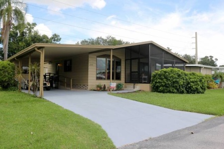 5919 Camelot Dr N, Sarasota, Florida 34233, 2 Bedrooms Bedrooms, ,2 BathroomsBathrooms,Mobile/manufactured,For Sale,Camelot Dr N,11530321