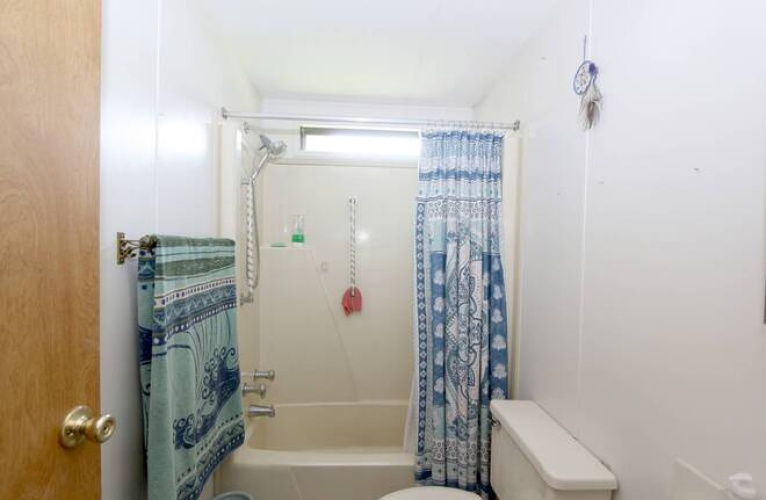 5919 Camelot Dr N, Sarasota, Florida 34233, 2 Bedrooms Bedrooms, ,2 BathroomsBathrooms,Mobile/manufactured,For Sale,Camelot Dr N,11530321