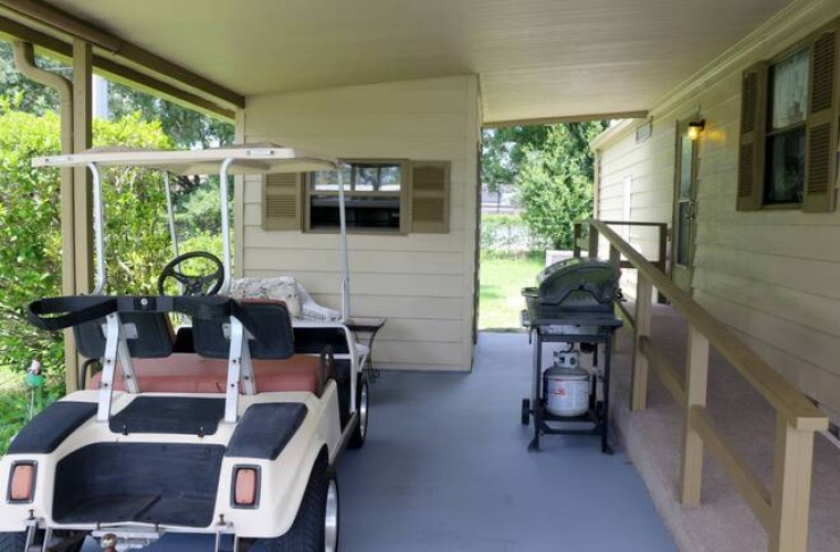 5919 Camelot Dr N, Sarasota, Florida 34233, 2 Bedrooms Bedrooms, ,2 BathroomsBathrooms,Mobile/manufactured,For Sale,Camelot Dr N,11530321