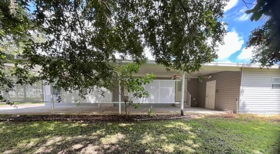440 Page Ave, Frostproof, Florida 33843, 3 Bedrooms Bedrooms, ,2 BathroomsBathrooms,Mobile/manufactured,For Sale,Page Ave,11530700