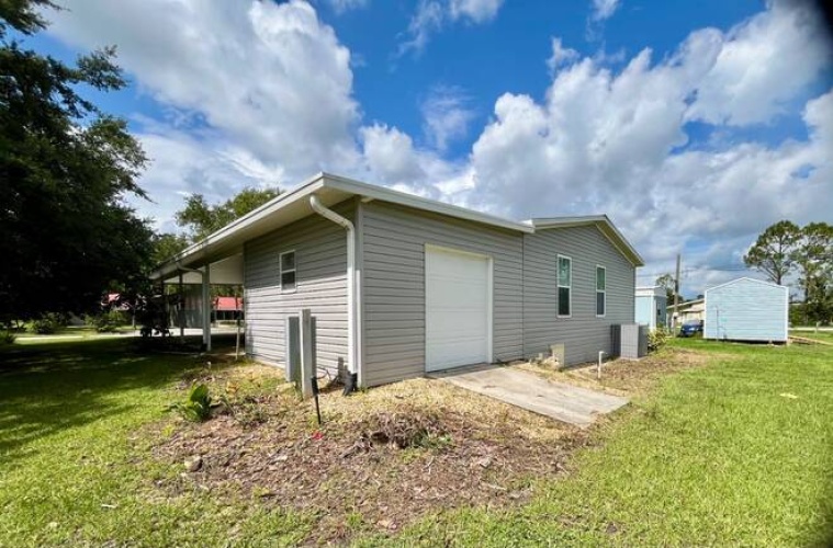 440 Page Ave, Frostproof, Florida 33843, 3 Bedrooms Bedrooms, ,2 BathroomsBathrooms,Mobile/manufactured,For Sale,Page Ave,11530700
