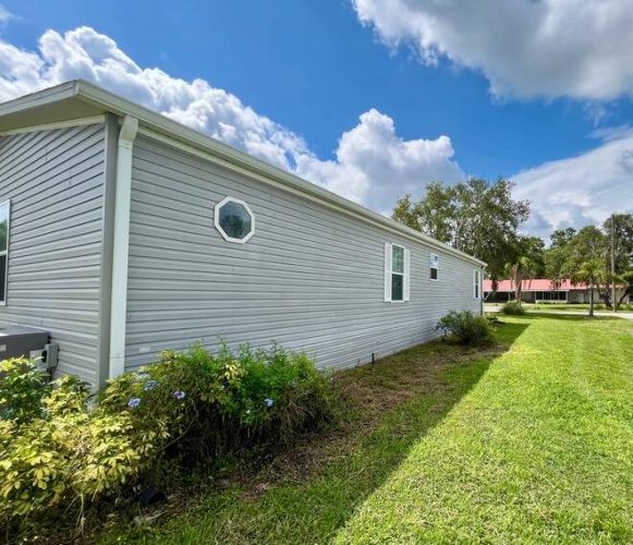 440 Page Ave, Frostproof, Florida 33843, 3 Bedrooms Bedrooms, ,2 BathroomsBathrooms,Mobile/manufactured,For Sale,Page Ave,11530700
