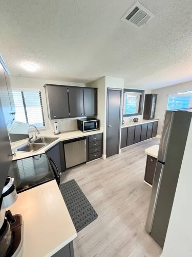 10733 Firestone Ct., North Fort Myers, Florida 33903, 2 Bedrooms Bedrooms, ,2 BathroomsBathrooms,Mobile/manufactured,For Sale,Firestone Ct.,11538376