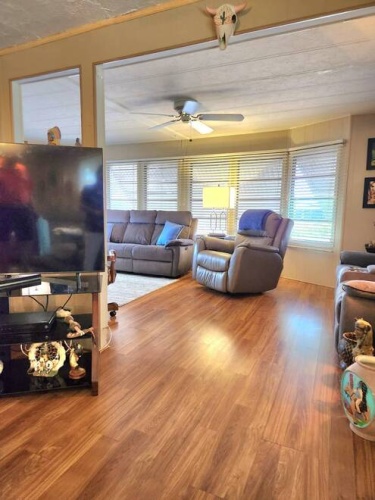 16 Largo Court, Fort Myers, Florida 33908, 8 Rooms Rooms,2 BathroomsBathrooms,Mobile/manufactured,For Sale,Largo Court,11466891