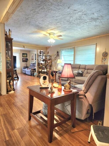 16 Largo Court, Fort Myers, Florida 33908, 8 Rooms Rooms,2 BathroomsBathrooms,Mobile/manufactured,For Sale,Largo Court,11466891