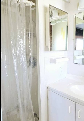 197 3rd St East, Nokomis, Florida 34275, 2 Bedrooms Bedrooms, ,2 BathroomsBathrooms,Mobile/manufactured,For Sale,3rd St East,11468427