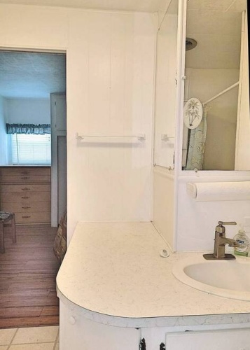 197 3rd St East, Nokomis, Florida 34275, 2 Bedrooms Bedrooms, ,2 BathroomsBathrooms,Mobile/manufactured,For Sale,3rd St East,11468427