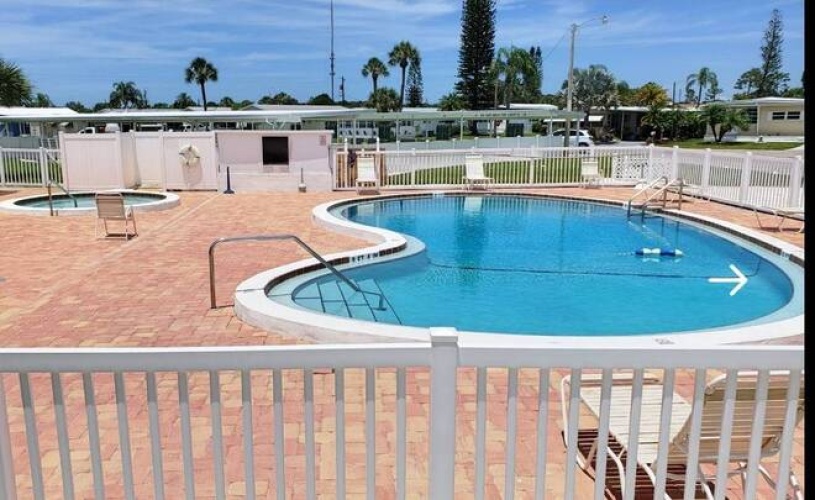 197 3rd St East, Nokomis, Florida 34275, 2 Bedrooms Bedrooms, ,2 BathroomsBathrooms,Mobile/manufactured,For Sale,3rd St East,11468427