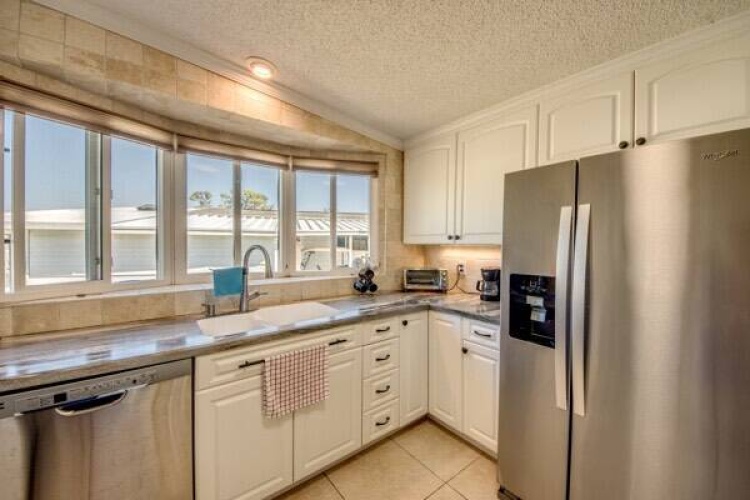 10053 Mission Hills Ct, North Fort Myers, Florida 33903, 2 Bedrooms Bedrooms, ,2 BathroomsBathrooms,Mobile/manufactured,For Sale,Mission Hills Ct,11453722