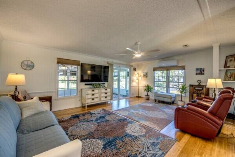 10053 Mission Hills Ct, North Fort Myers, Florida 33903, 2 Bedrooms Bedrooms, ,2 BathroomsBathrooms,Mobile/manufactured,For Sale,Mission Hills Ct,11453722