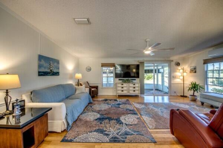 10053 Mission Hills Ct, North Fort Myers, Florida 33903, 2 Bedrooms Bedrooms, ,2 BathroomsBathrooms,Mobile/manufactured,For Sale,Mission Hills Ct,11453722
