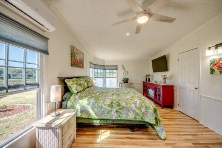 10053 Mission Hills Ct, North Fort Myers, Florida 33903, 2 Bedrooms Bedrooms, ,2 BathroomsBathrooms,Mobile/manufactured,For Sale,Mission Hills Ct,11453722