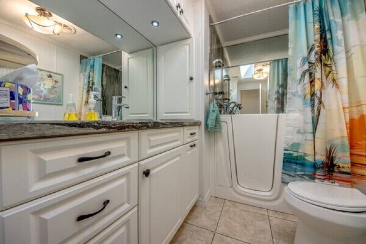 10053 Mission Hills Ct, North Fort Myers, Florida 33903, 2 Bedrooms Bedrooms, ,2 BathroomsBathrooms,Mobile/manufactured,For Sale,Mission Hills Ct,11453722