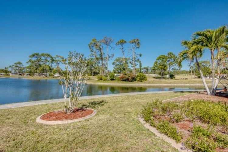 10053 Mission Hills Ct, North Fort Myers, Florida 33903, 2 Bedrooms Bedrooms, ,2 BathroomsBathrooms,Mobile/manufactured,For Sale,Mission Hills Ct,11453722