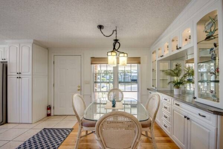 10053 Mission Hills Ct, North Fort Myers, Florida 33903, 2 Bedrooms Bedrooms, ,2 BathroomsBathrooms,Mobile/manufactured,For Sale,Mission Hills Ct,11453722