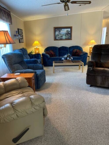 2692 NE HWY 70, Arcadia, Florida 34266, 2 Bedrooms Bedrooms, ,2 BathroomsBathrooms,Mobile/manufactured,For Sale,NE HWY 70,11441478