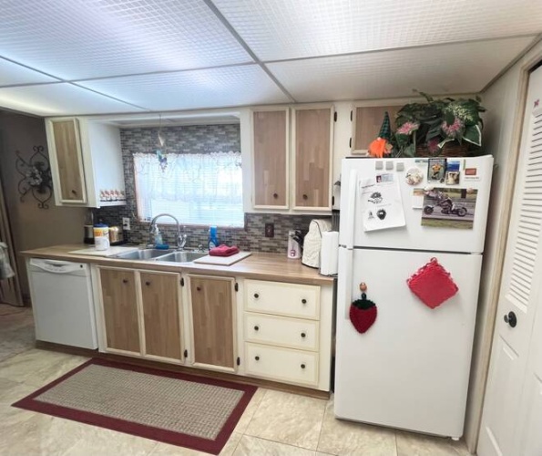 3048 Cactus Lane, Sebring, Florida 33870, 2 Bedrooms Bedrooms, ,2 BathroomsBathrooms,Mobile/manufactured,For Sale,Cactus Lane,11437952