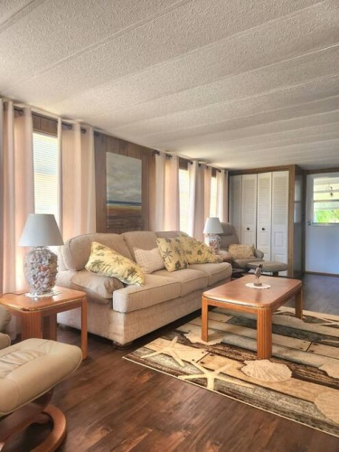 14 Falla Ct., Ft Myers, Florida 33912, 2 Bedrooms Bedrooms, 9 Rooms Rooms,2 BathroomsBathrooms,Mobile/manufactured,For Sale,Falla Ct.,11470985