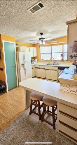 19391 Sun Air Ct., North Fort Myers, Florida 33903, 2 Bedrooms Bedrooms, ,2 BathroomsBathrooms,Mobile/manufactured,For Sale,Sun Air Ct.,11438364