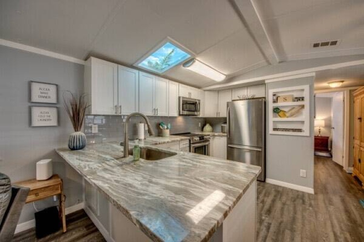 3326 Heritage Lakes, North Fort Myers, Florida 33917, 2 Bedrooms Bedrooms, ,2 BathroomsBathrooms,Mobile/manufactured,For Sale,Heritage Lakes,11478946