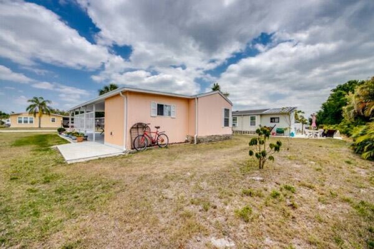 3326 Heritage Lakes, North Fort Myers, Florida 33917, 2 Bedrooms Bedrooms, ,2 BathroomsBathrooms,Mobile/manufactured,For Sale,Heritage Lakes,11478946