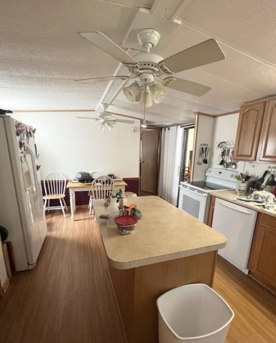 1640 S Scenic Hwy, Frostproof, Florida 33843, 2 Bedrooms Bedrooms, ,2 BathroomsBathrooms,Mobile/manufactured,For Sale,S Scenic Hwy,11435308