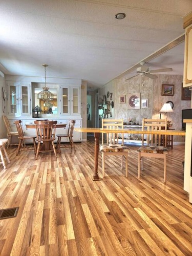 49 Macuro, Fort Myers, Florida 33912, 2 Bedrooms Bedrooms, 7 Rooms Rooms,2 BathroomsBathrooms,Mobile/manufactured,For Sale,Macuro,11471001