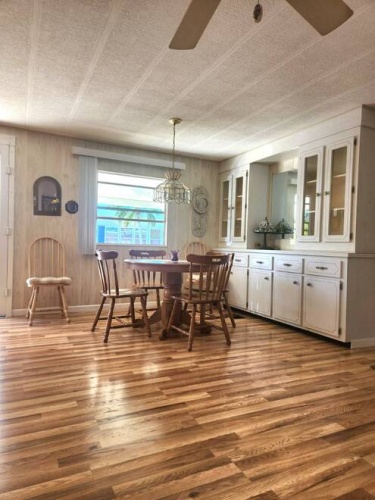 49 Macuro, Fort Myers, Florida 33912, 2 Bedrooms Bedrooms, 7 Rooms Rooms,2 BathroomsBathrooms,Mobile/manufactured,For Sale,Macuro,11471001