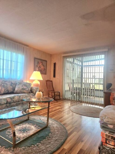 49 Macuro, Fort Myers, Florida 33912, 2 Bedrooms Bedrooms, 7 Rooms Rooms,2 BathroomsBathrooms,Mobile/manufactured,For Sale,Macuro,11471001