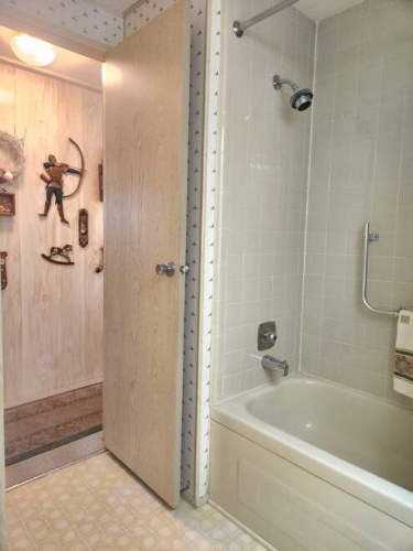 49 Macuro, Fort Myers, Florida 33912, 2 Bedrooms Bedrooms, 7 Rooms Rooms,2 BathroomsBathrooms,Mobile/manufactured,For Sale,Macuro,11471001
