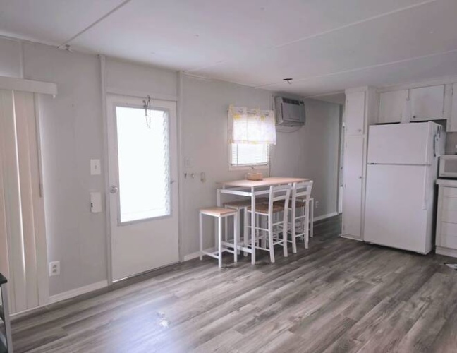 8705 South Tamiami trail., Sarasota, Florida 34238, 1 Bedroom Bedrooms, 5 Rooms Rooms,1 BathroomBathrooms,Mobile/manufactured,For Sale,South Tamiami trail.,11413190