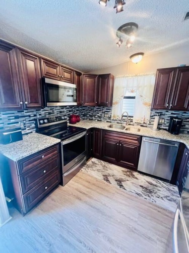 28 Ultimo Ct., Fort Myers, Florida 33908, 2 Bedrooms Bedrooms, ,2 BathroomsBathrooms,Mobile/manufactured,For Sale,Ultimo Ct.,11461627