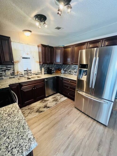28 Ultimo Ct., Fort Myers, Florida 33908, 2 Bedrooms Bedrooms, ,2 BathroomsBathrooms,Mobile/manufactured,For Sale,Ultimo Ct.,11461627