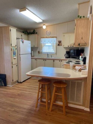 4810 NW HWY 72, Arcadia, Florida 34266, 2 Bedrooms Bedrooms, ,2 BathroomsBathrooms,Mobile/manufactured,For Sale,NW HWY 72,11477885