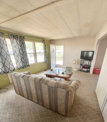 3048 Vine Lane, Sebring, Florida 33870, 2 Bedrooms Bedrooms, ,2 BathroomsBathrooms,Mobile/manufactured,For Sale,Vine Lane,11477085
