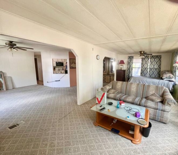 3048 Vine Lane, Sebring, Florida 33870, 2 Bedrooms Bedrooms, ,2 BathroomsBathrooms,Mobile/manufactured,For Sale,Vine Lane,11477085