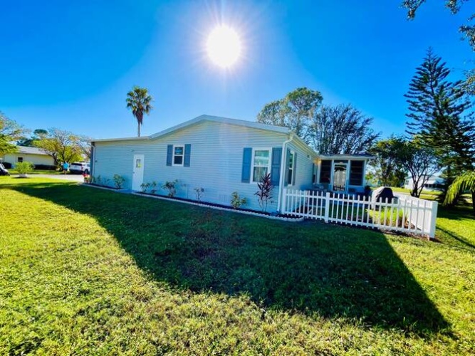 19451 Ravines Ct., North Fort Myers, Florida 33903, 2 Bedrooms Bedrooms, ,2 BathroomsBathrooms,Mobile/manufactured,For Sale,Ravines Ct.,11364968