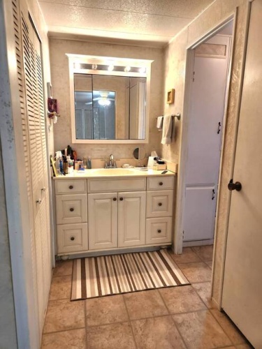 278 Amers, North Fort Myers, Florida 33903, 2 Bedrooms Bedrooms, 7 Rooms Rooms,2 BathroomsBathrooms,Mobile/manufactured,For Sale,Amers,11459504