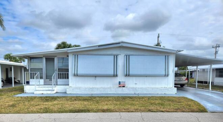 278 Amers, North Fort Myers, Florida 33903, 2 Bedrooms Bedrooms, 7 Rooms Rooms,2 BathroomsBathrooms,Mobile/manufactured,For Sale,Amers,11459504