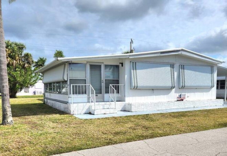 278 Amers, North Fort Myers, Florida 33903, 2 Bedrooms Bedrooms, 7 Rooms Rooms,2 BathroomsBathrooms,Mobile/manufactured,For Sale,Amers,11459504