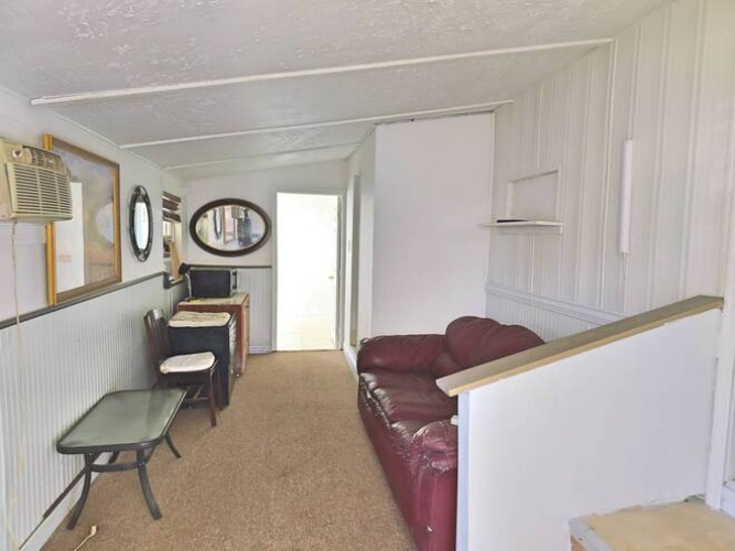8705 S Tamiami Tr, 1st lot 43, Sarasota, Florida 34238, 1 Bedroom Bedrooms, ,1 BathroomBathrooms,Mobile/manufactured,For Sale,S Tamiami Tr, 1st lot 43,11348134