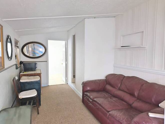 8705 S Tamiami Tr, 1st lot 43, Sarasota, Florida 34238, 1 Bedroom Bedrooms, ,1 BathroomBathrooms,Mobile/manufactured,For Sale,S Tamiami Tr, 1st lot 43,11348134