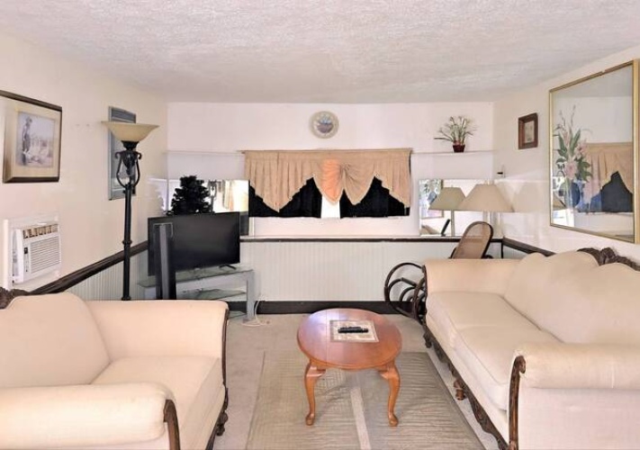 8705 S Tamiami Tr, 1st lot 43, Sarasota, Florida 34238, 1 Bedroom Bedrooms, ,1 BathroomBathrooms,Mobile/manufactured,For Sale,S Tamiami Tr, 1st lot 43,11348134