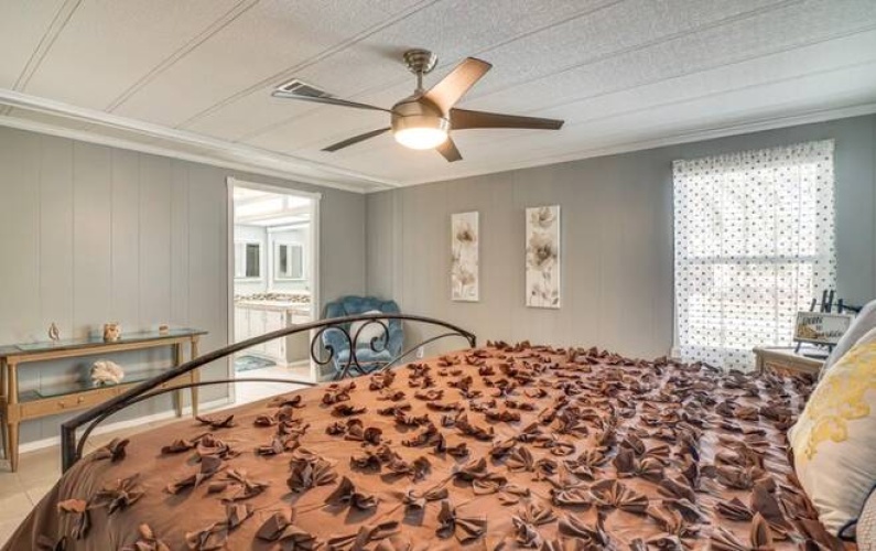 9883 Tamarron Ct., North Fort Myers, Florida 33903, 2 Bedrooms Bedrooms, ,2 BathroomsBathrooms,Mobile/manufactured,For Sale,Tamarron Ct.,11347452
