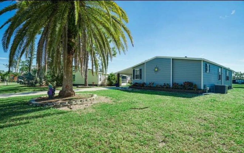 9883 Tamarron Ct., North Fort Myers, Florida 33903, 2 Bedrooms Bedrooms, ,2 BathroomsBathrooms,Mobile/manufactured,For Sale,Tamarron Ct.,11347452