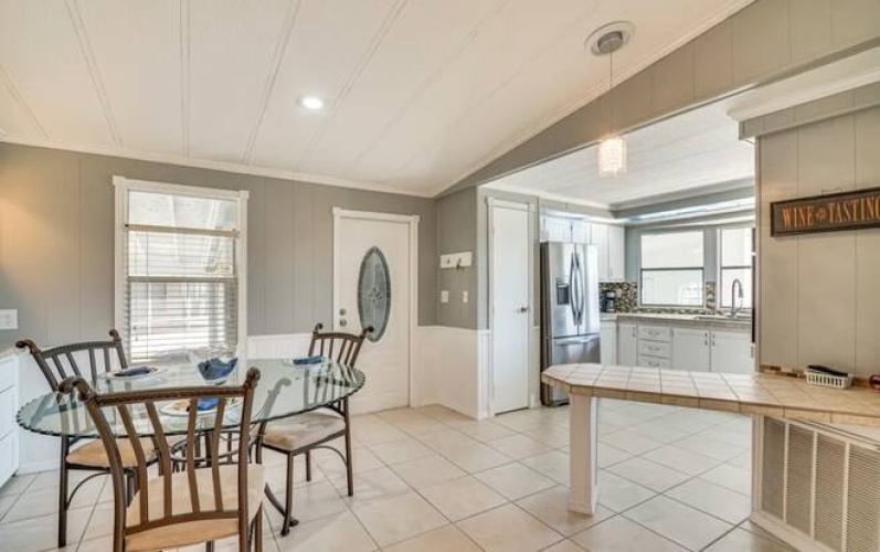 9883 Tamarron Ct., North Fort Myers, Florida 33903, 2 Bedrooms Bedrooms, ,2 BathroomsBathrooms,Mobile/manufactured,For Sale,Tamarron Ct.,11347452