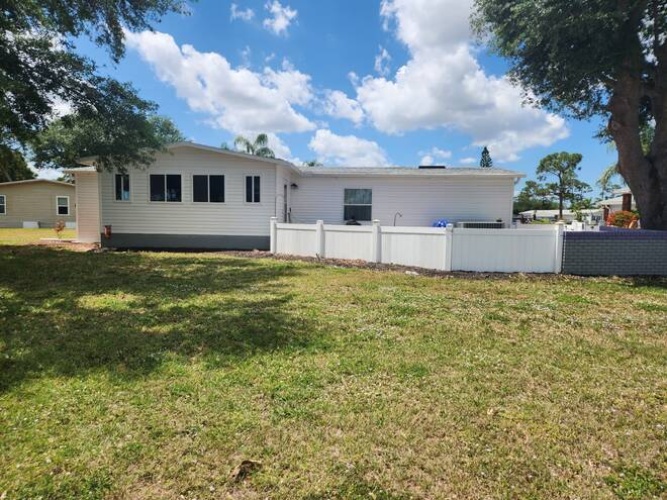 19822 Cypress Woods Ct., North Fort Myers, Florida 33903, 2 Bedrooms Bedrooms, ,2 BathroomsBathrooms,Mobile/manufactured,For Sale,Cypress Woods Ct.,11472680