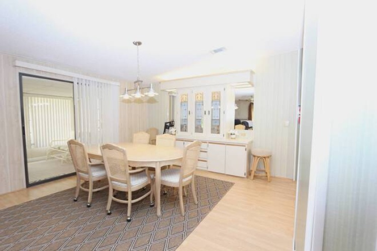 5283 Camelot Dr E, Sarasota, Florida 34233, 2 Bedrooms Bedrooms, ,2 BathroomsBathrooms,Mobile/manufactured,For Sale,Camelot Dr E,11341982